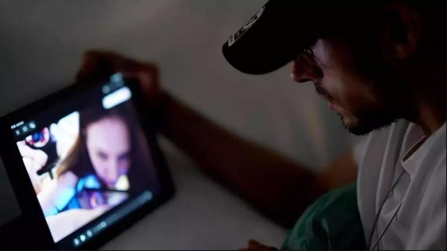 La pornografía, una costumbre de jóvenes y sobre todo para chicos: «Se toma como un tutorial de sexualidad»