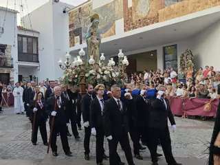 Calp honra a su patrona, la Virgen de las Nieves