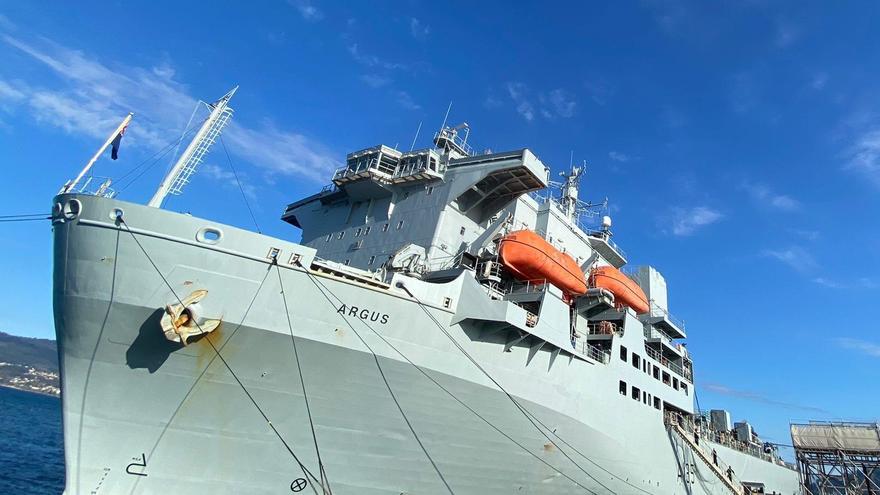 El “RFA Argus”, atracado en el muelle de cruceros de Vigo