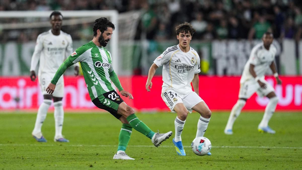 Isco Alarcón, durante el Betis-Madrid de Liga en La Cartuja