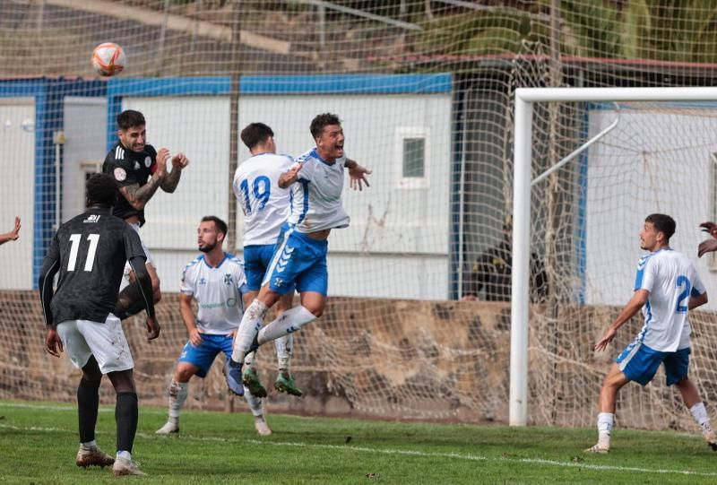 Partido de Tercera División: CD Tenerife B - CD Marino