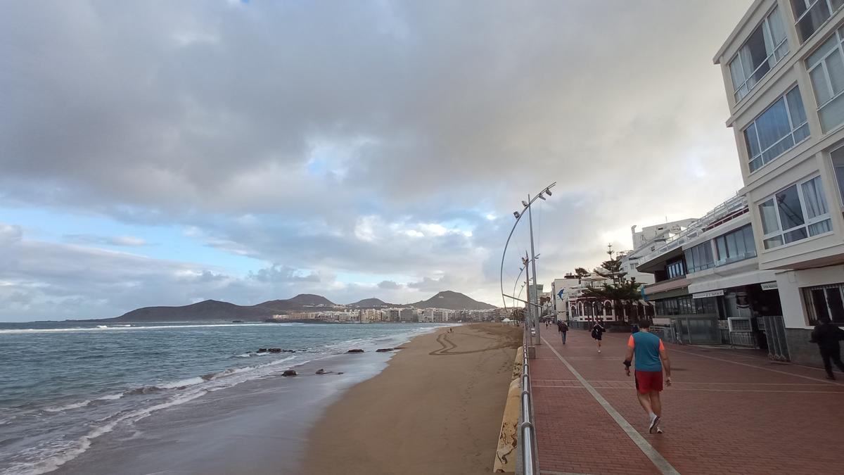 Una borrasca traerá lluvias a Canarias este fin de semana