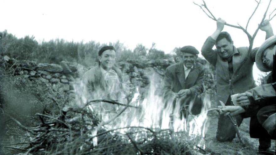 Momento de descanso en el monte.   // F. ANTIGUAS ESTRADA