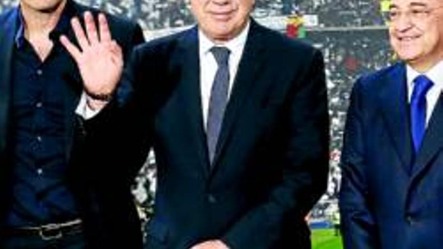 Carlos Ancelotti toma el mando del Madrid y ya apunta al Barça