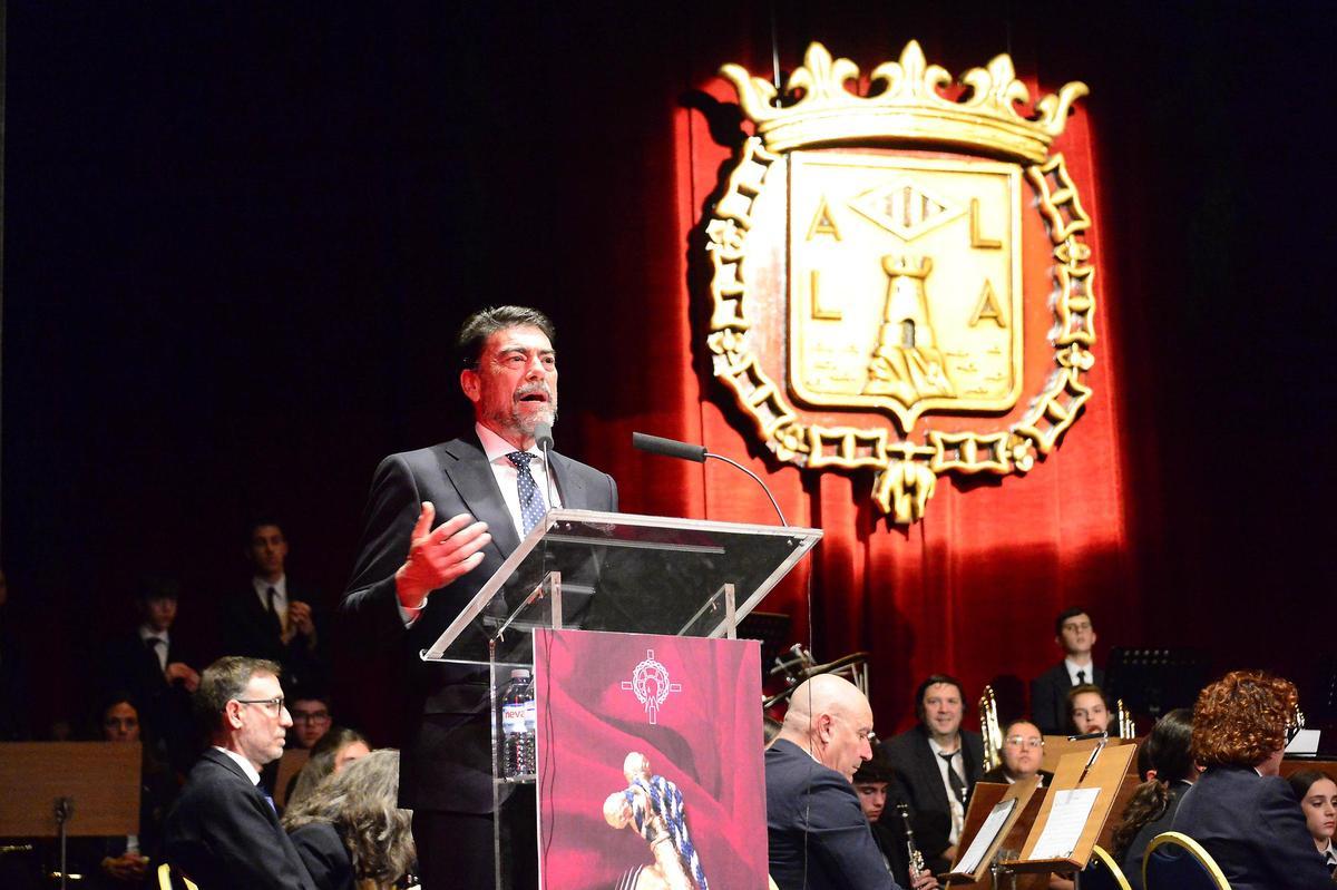 Pregón de Semana Santa a cargo de El coronel de la Guardia Civil José Hernández Mosquera