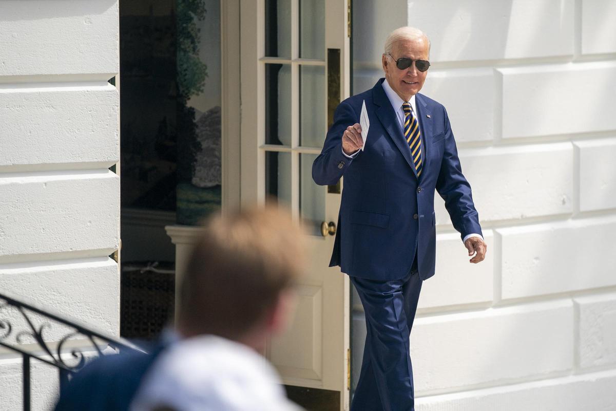 Biden viajará a Hawái "tan pronto como sea posible" para evaluar el daño de los incendios