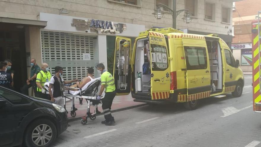 Herido un menor de edad en Jumilla tras caer a un patio de luces