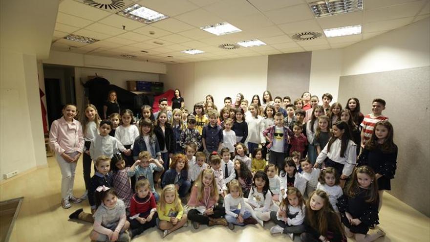 Pasarela infantil para lucir en El Caracol