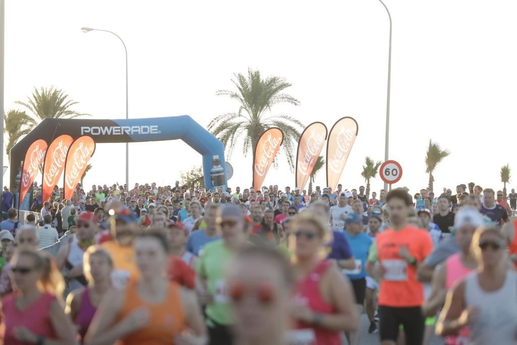 Waren Sie beim Zafiro Marathon Palma am Start? Suchen Sie sich in unserer Fotogalerie