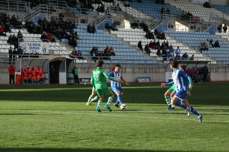 Partido entre La Hoya y el Linares