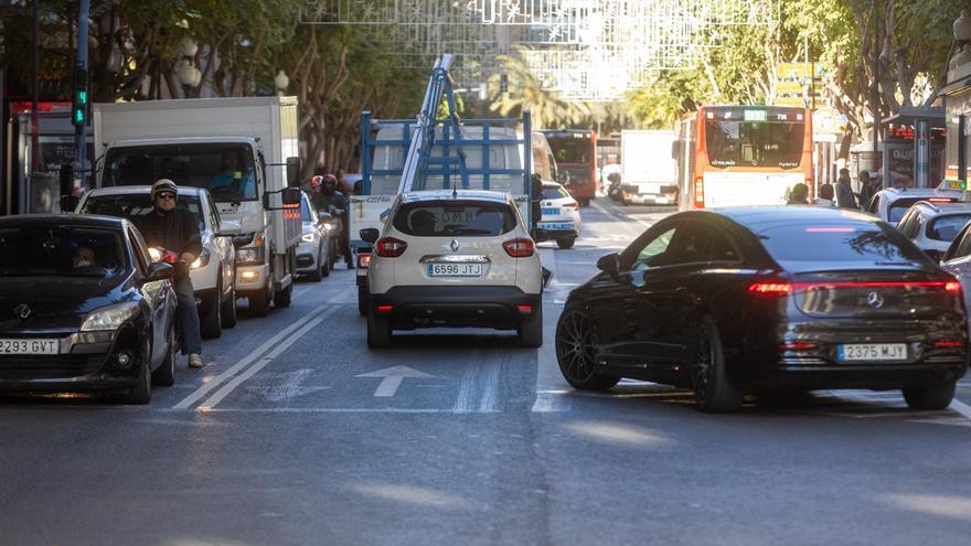 Óscar Puente tacha de &quot;mentira&quot; la Zona de Bajas Emisiones de Alicante