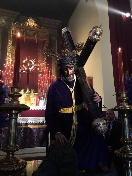 El Nazareno de los Pasos está expuesto en besapié en San Lázaro.