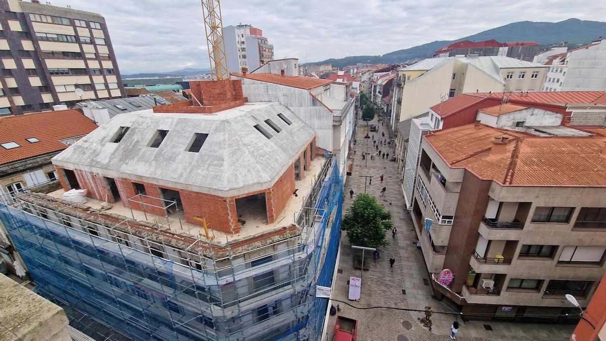 La reconstrucción del edificio fue paralizada por un problema de alturas, aunque mantenga la misma que los inmuebles de al lado.