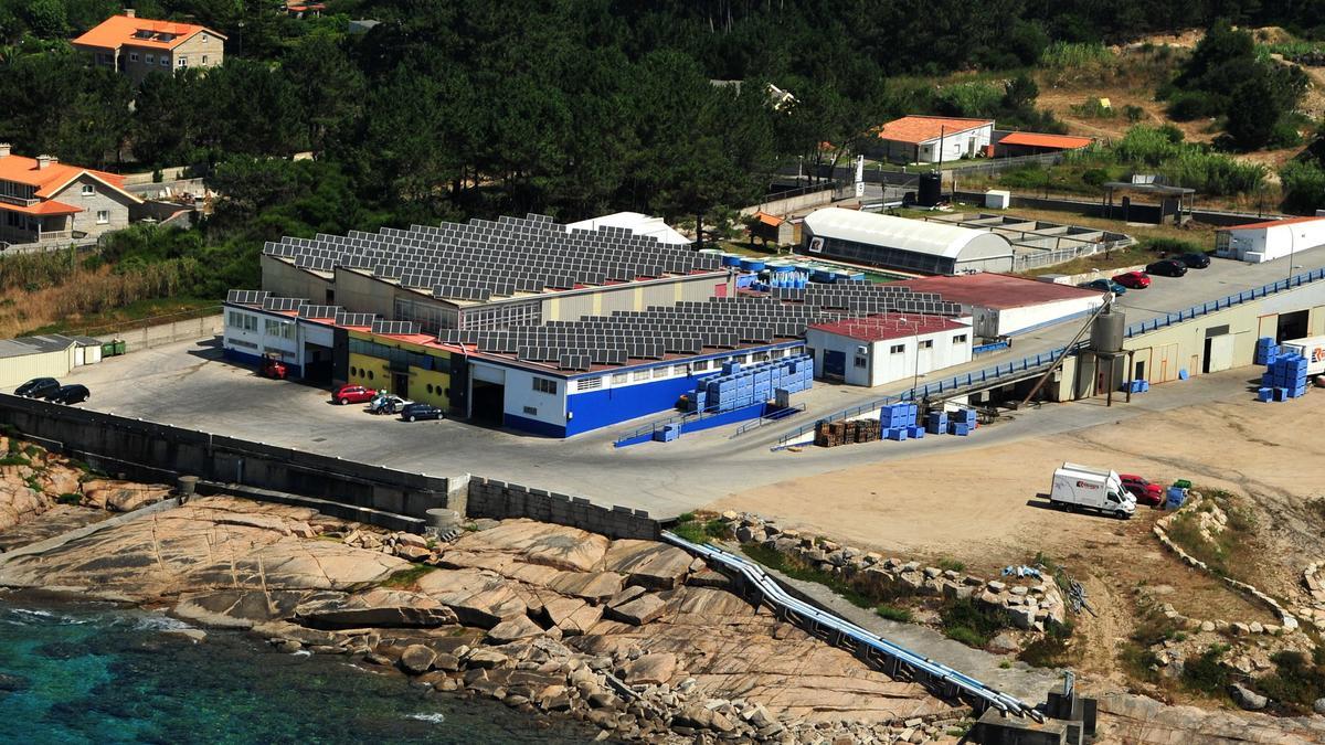 Un cocedero en la costa de San Vicente de O Grove.