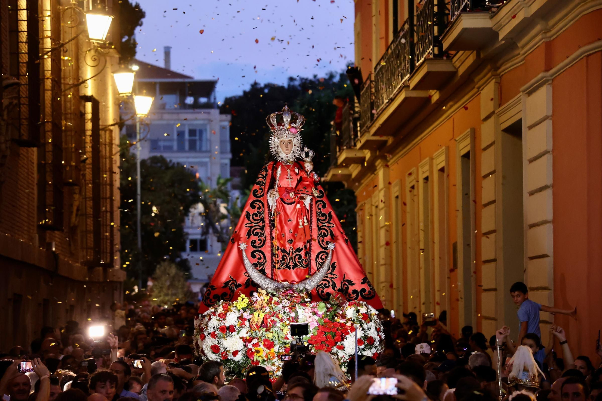 La llegada de la Virgen de la Fuensanta a Murcia para la Feria, en imágenes.