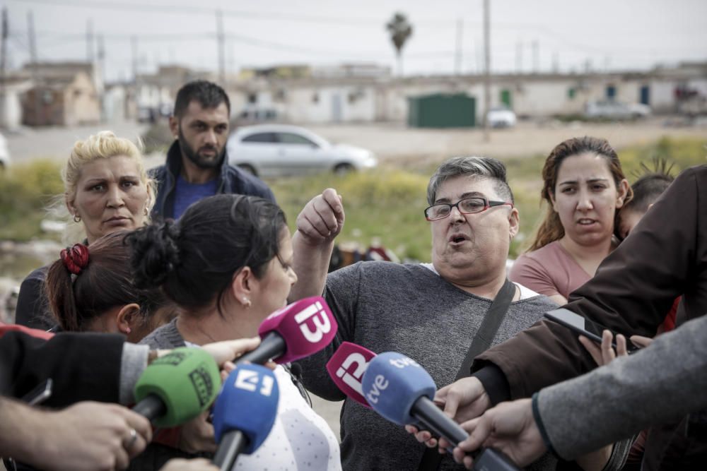 Son Banya pide investigar la conexión de su desalojo con el centro comercial cercano