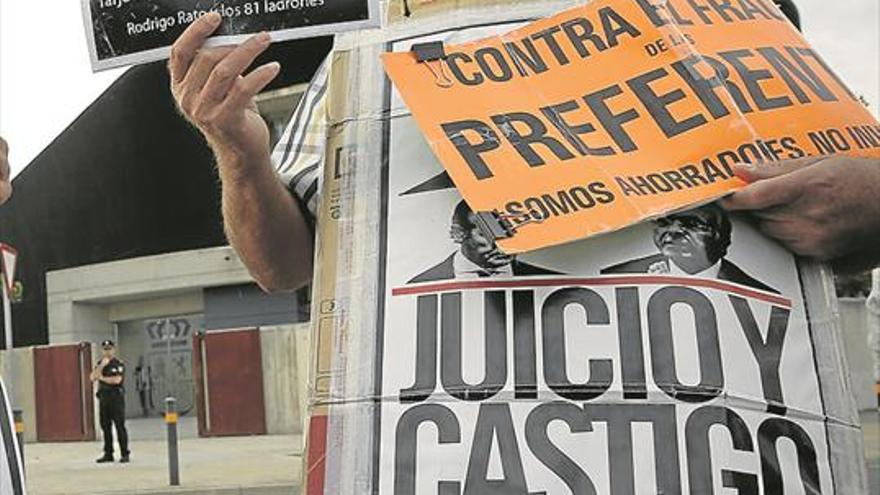 La banca aboca a los afectados de las cláusulas suelo a los juzgados