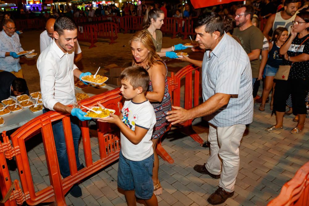 Inauguración de la feria de fiestas en la plaza Mayor