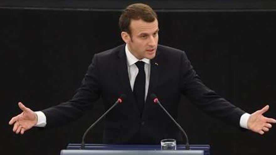 Macron va fer una crida a combatre l&#039;«autoritarisme»