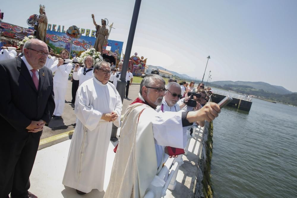 Procesión marinera en San Juan de la Arena