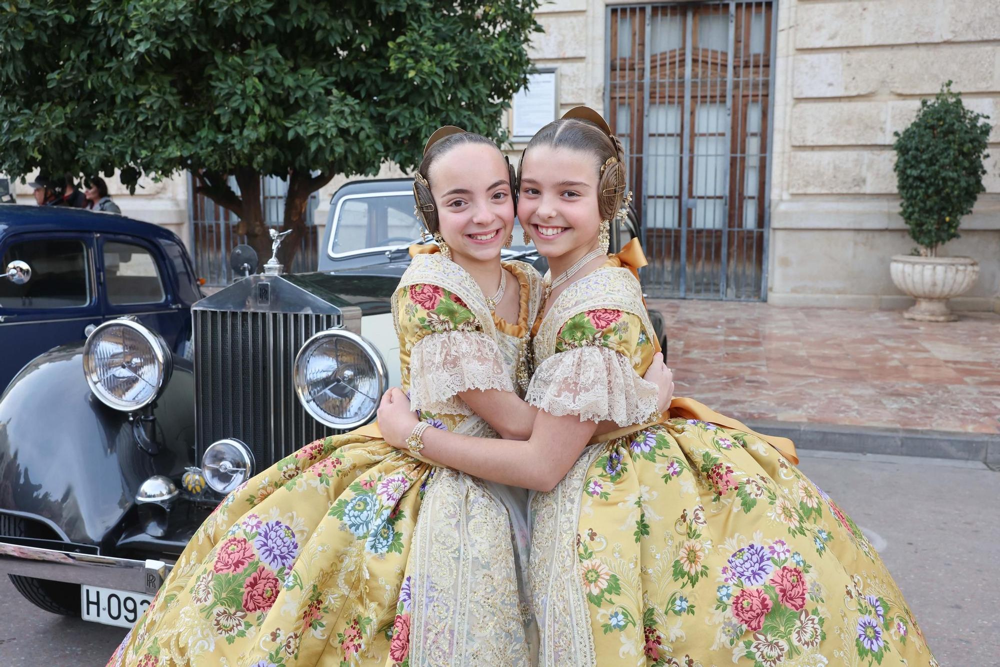 El Palau recibe a Marina García y las autoridades en la exaltación infantil