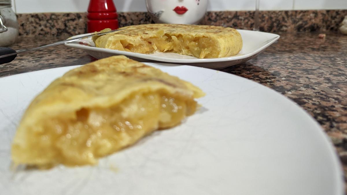 La receta viral de la falsa tortilla de patata con la que comerás una fuente importante de verduras: A los niños les encanta