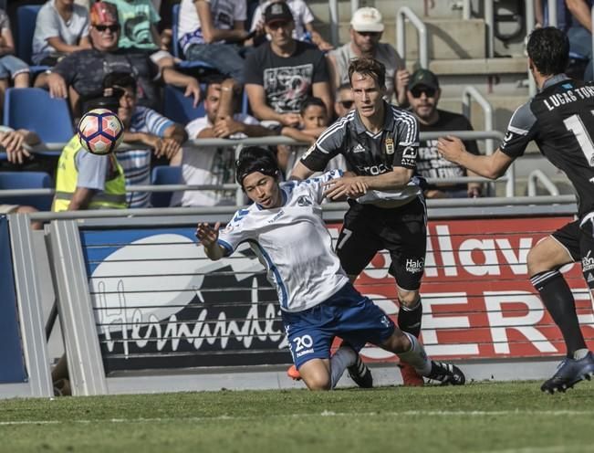 02/04/2017 DEPORTES  fútbol segunda división  temporada 2016-2917 16/17  CD Tenerife Oviedo estadio Heliodoro Rodríguez López