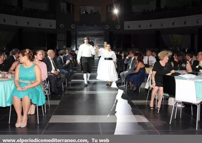 GALERÍA DE FOTOS -- Castàlia convierte el Palau en París para presentar a Tatiana y Libni