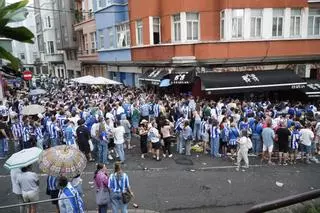 La fiesta durante el partido en Riazor y Cuatro Caminos: “¡Xoel, que hemos metido un gol, que nos vamos a Primera!”