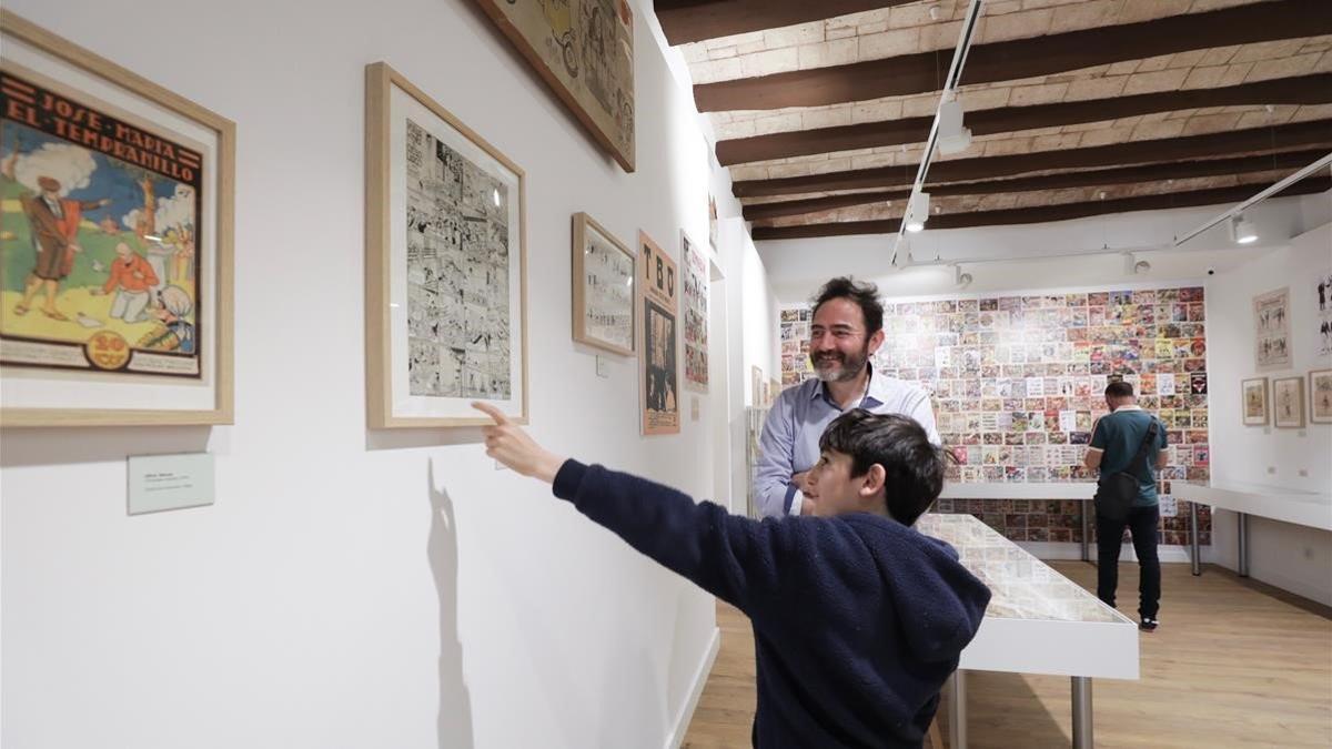 Visitantes en el Museu del Còmic de Sant Cugat