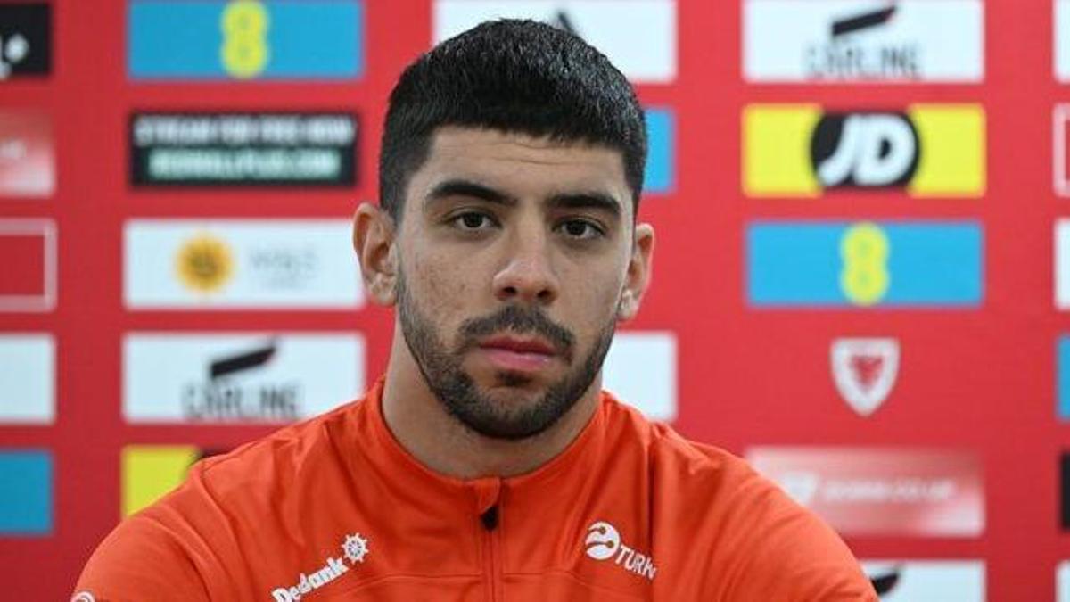Cenk, internacional con Turquía, pasó las pruebas junto con Dimitrievski