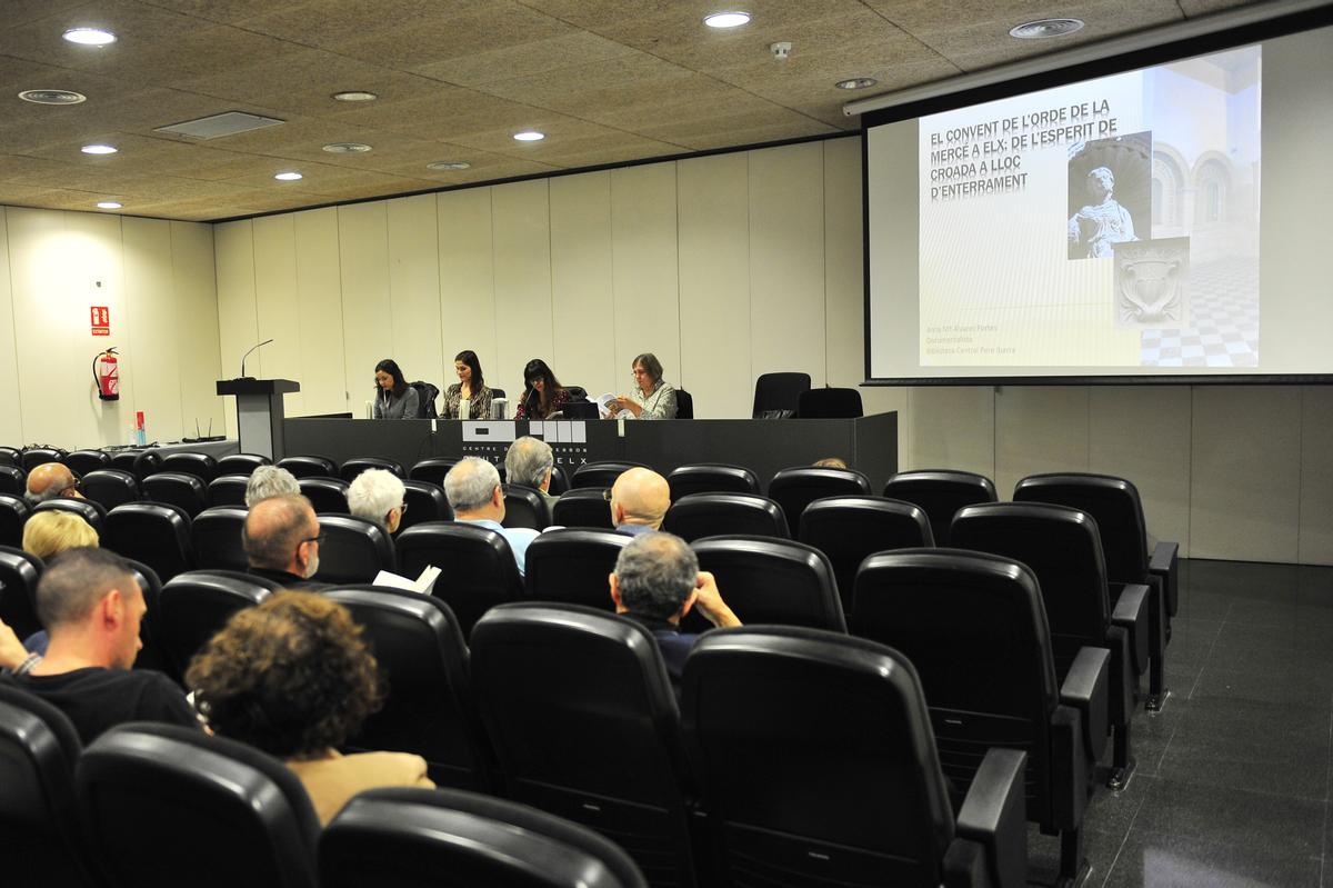 Un momento de la presentación de la Rella en Elche