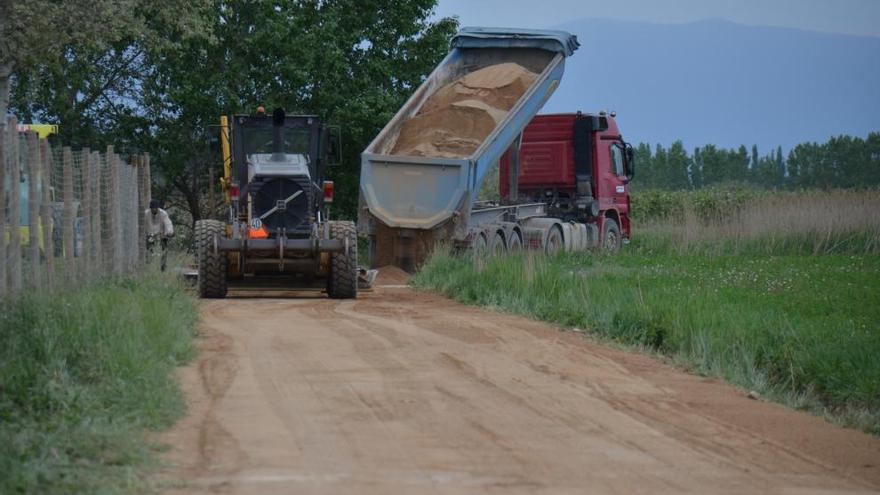 Els treballs per arreglar els camins