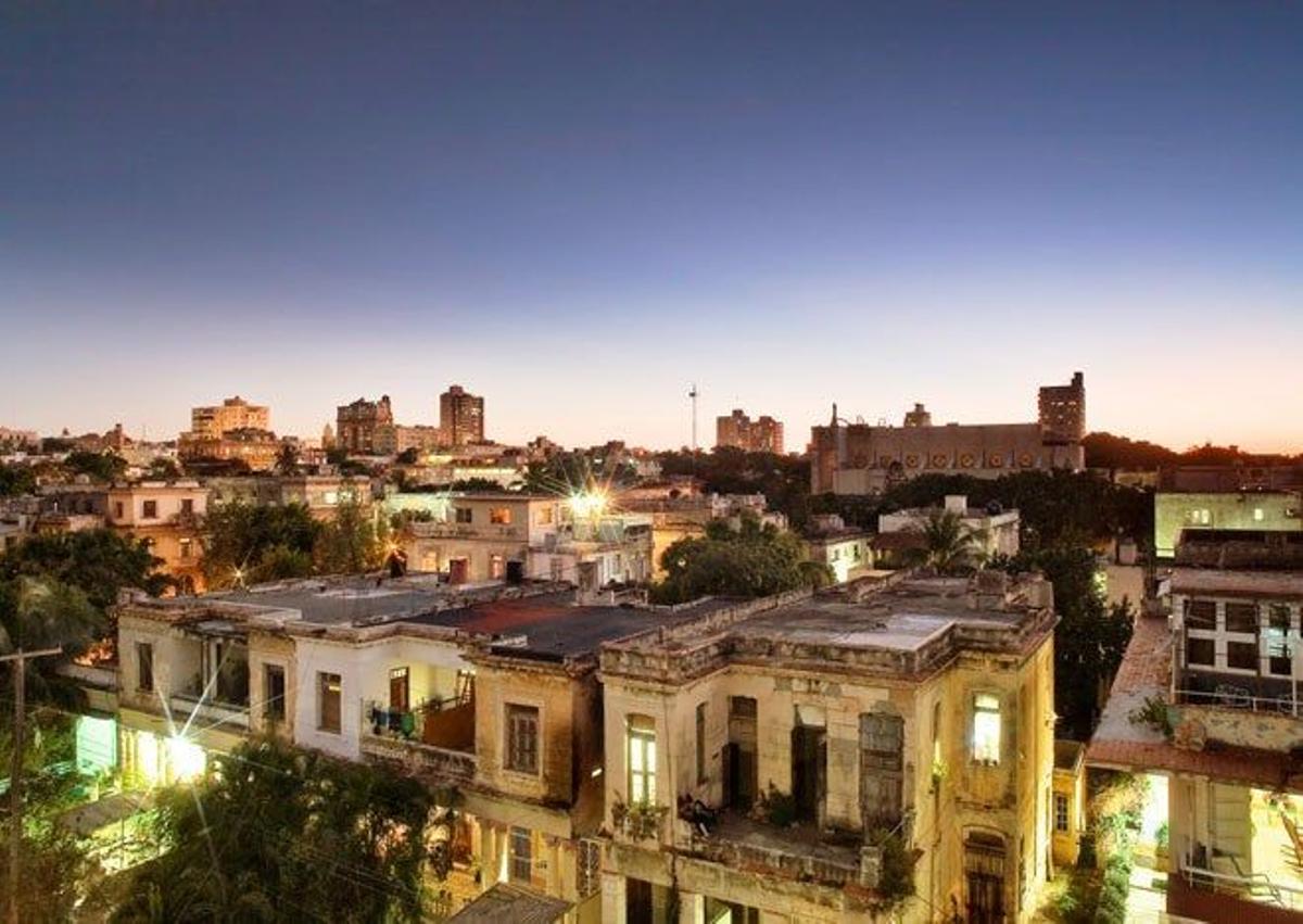 Perfeccionar el minué en La Habana