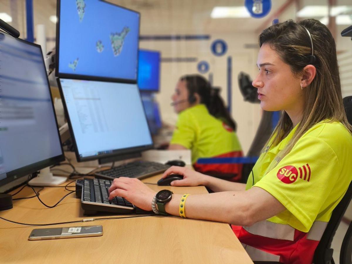 Archivo - Sala operativa del Centro Coordinador de Emergencias y Seguridad (Cecoes) 1-1-2
