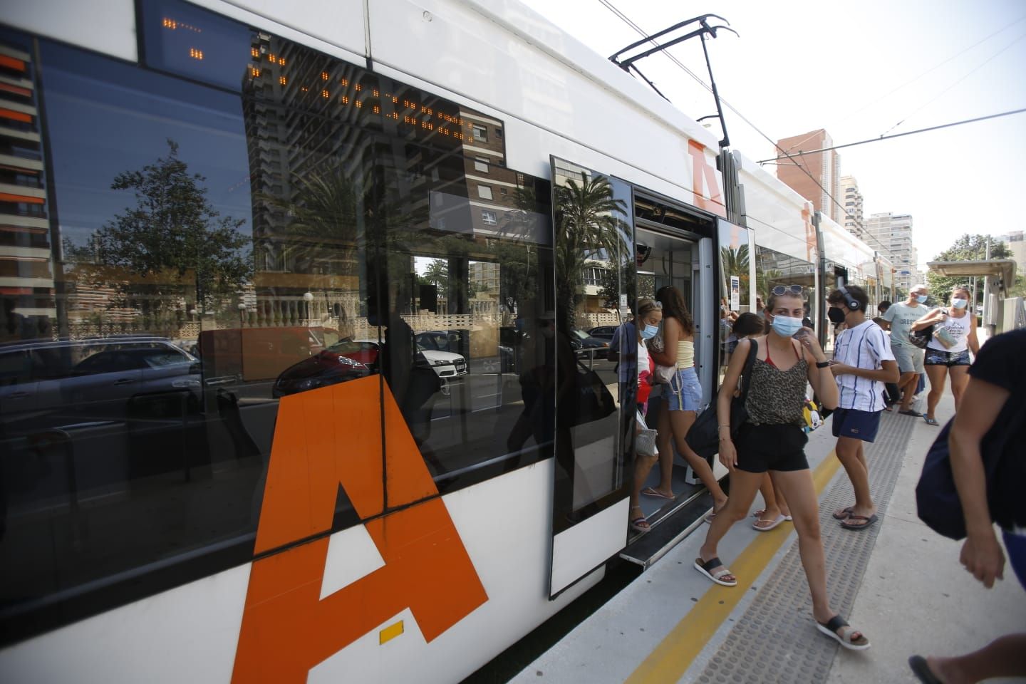 La conexión del TRAM de Alicante con el Hospital de Sant Joan se hará con un ramal desde la playa de San Juan