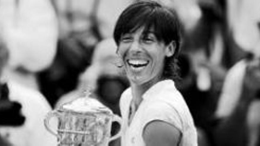 Francesca Schiavone dedica su victoria a Valentino Rossi