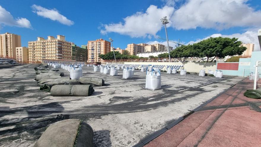 Santa Cruz de Tenerife inicia la rehabilitación del campo de fútbol Juan Santamaría, con una inversión de 1,5 millones