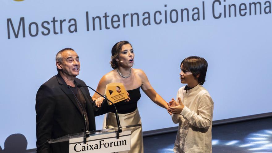 La MICE premia a Eduard Fernández en su gala 2022