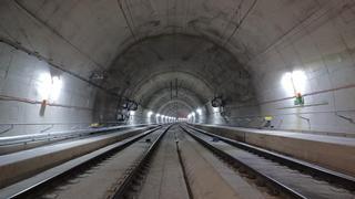 Las entrañas de la Cordillera Cantábrica albergan el undécimo túnel más largo del mundo y aquí te lo diseccionamos