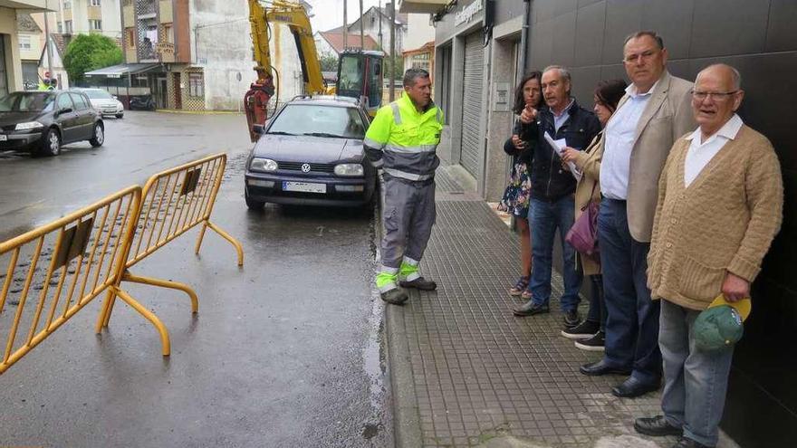 Comienzo de las obras en la calle Coruña, en A Laracha.