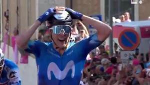 El espectacular ataque de Pelayo que le ha dado la victoria al sprint en el Giro de Italia