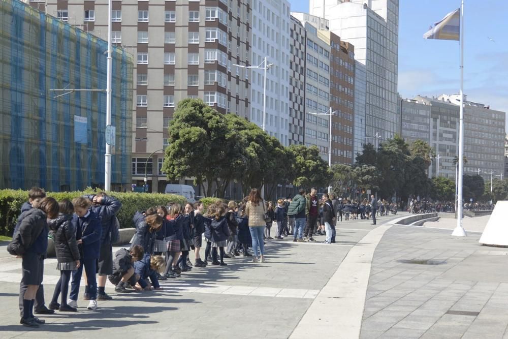 El movimiento Acampa celebra la Segunda Marcha Mundial por la Paz.