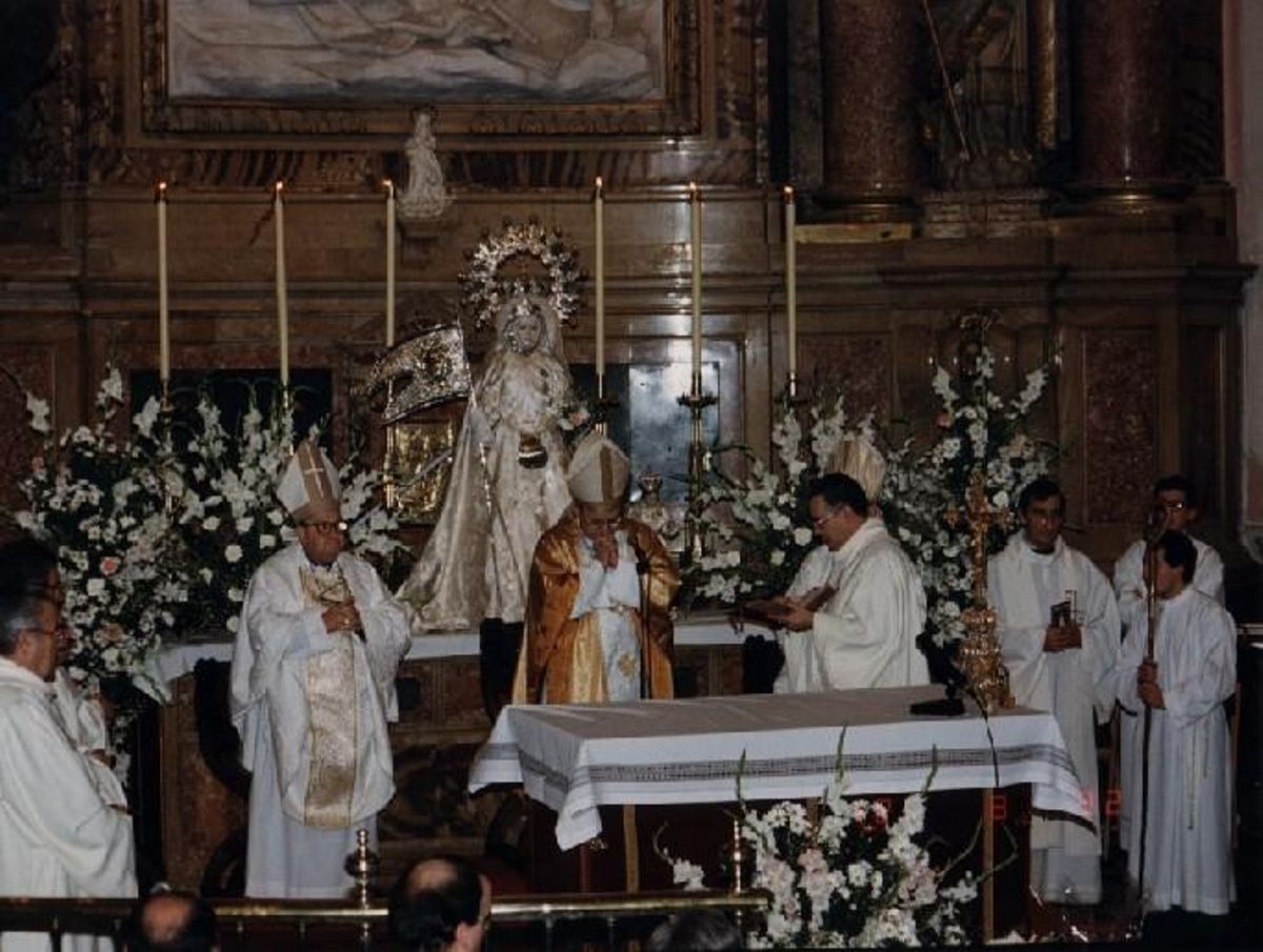 Coronación de la Virgen de la Concha.