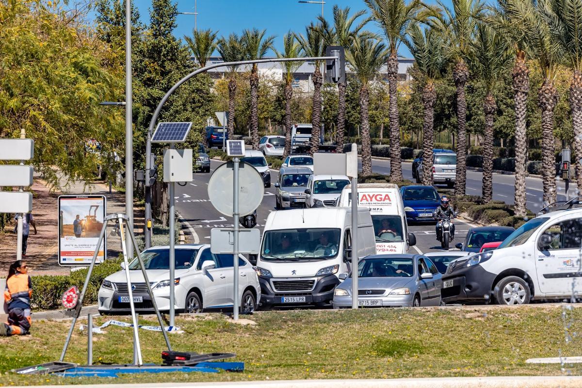 Benidorm prevé la llegada de miles de vehículos a partir de este fin de semana, aunque el grueso arrancará el jueves.