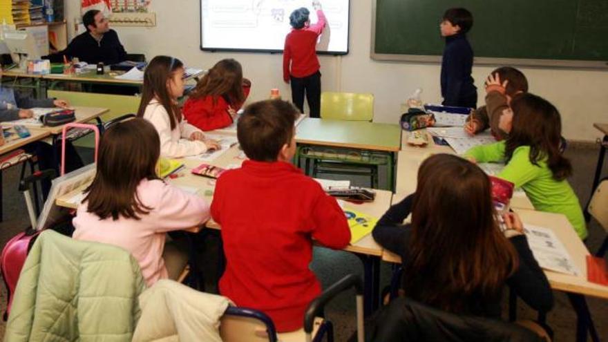 La matrícula para Infantil y Primaria se abre el lunes con cuatro días de retraso por el puente