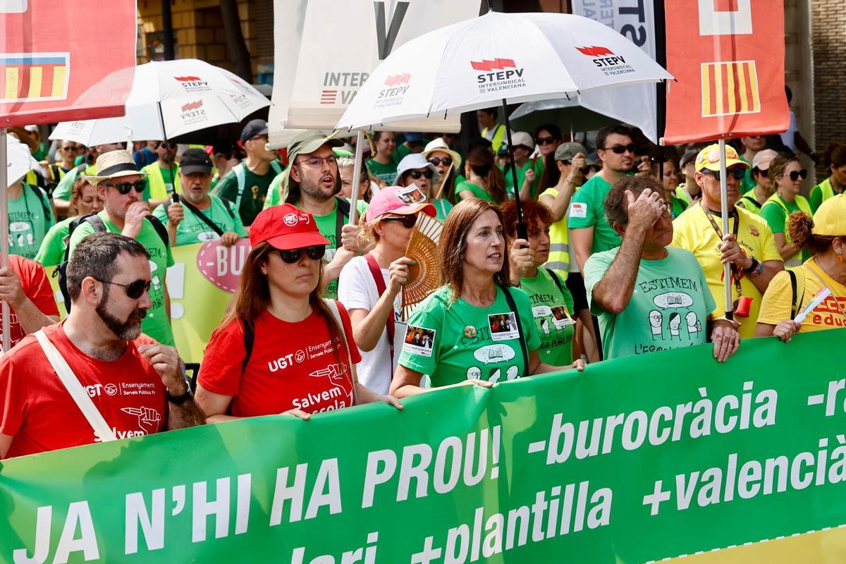 La manifestación de docentes de este martes 2 de junio, en imágenes