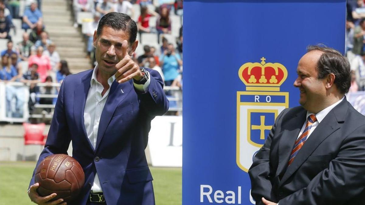 Fernando Hierro deja el Oviedo un año después de su llegada