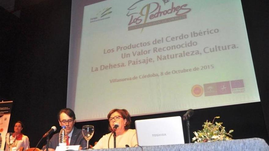 La Feria del Jamón conciencia a los más jóvenes sobre la importancia de la dehesa y el ibérico de bellota