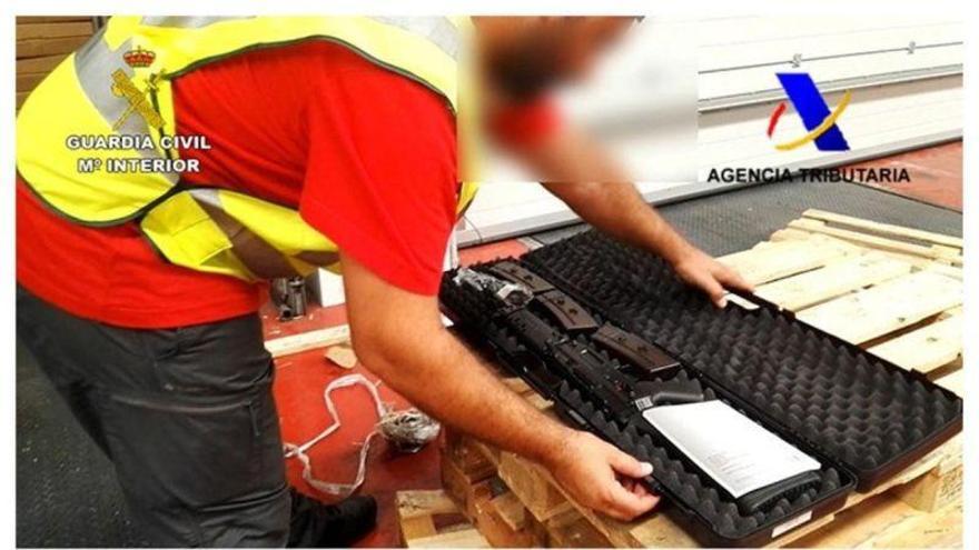 Desmantelado un depósito ilegal de armas y explosivos en Sevilla